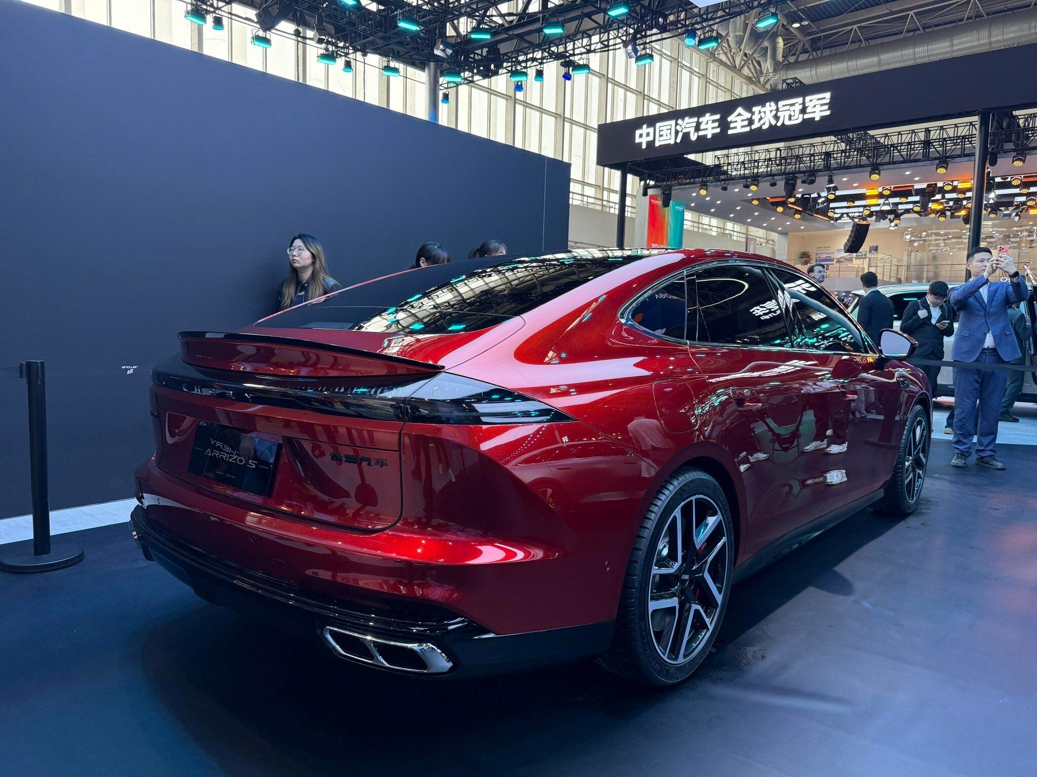 年轻人的第一台奥迪 RS7，绷不住了奇瑞好样的