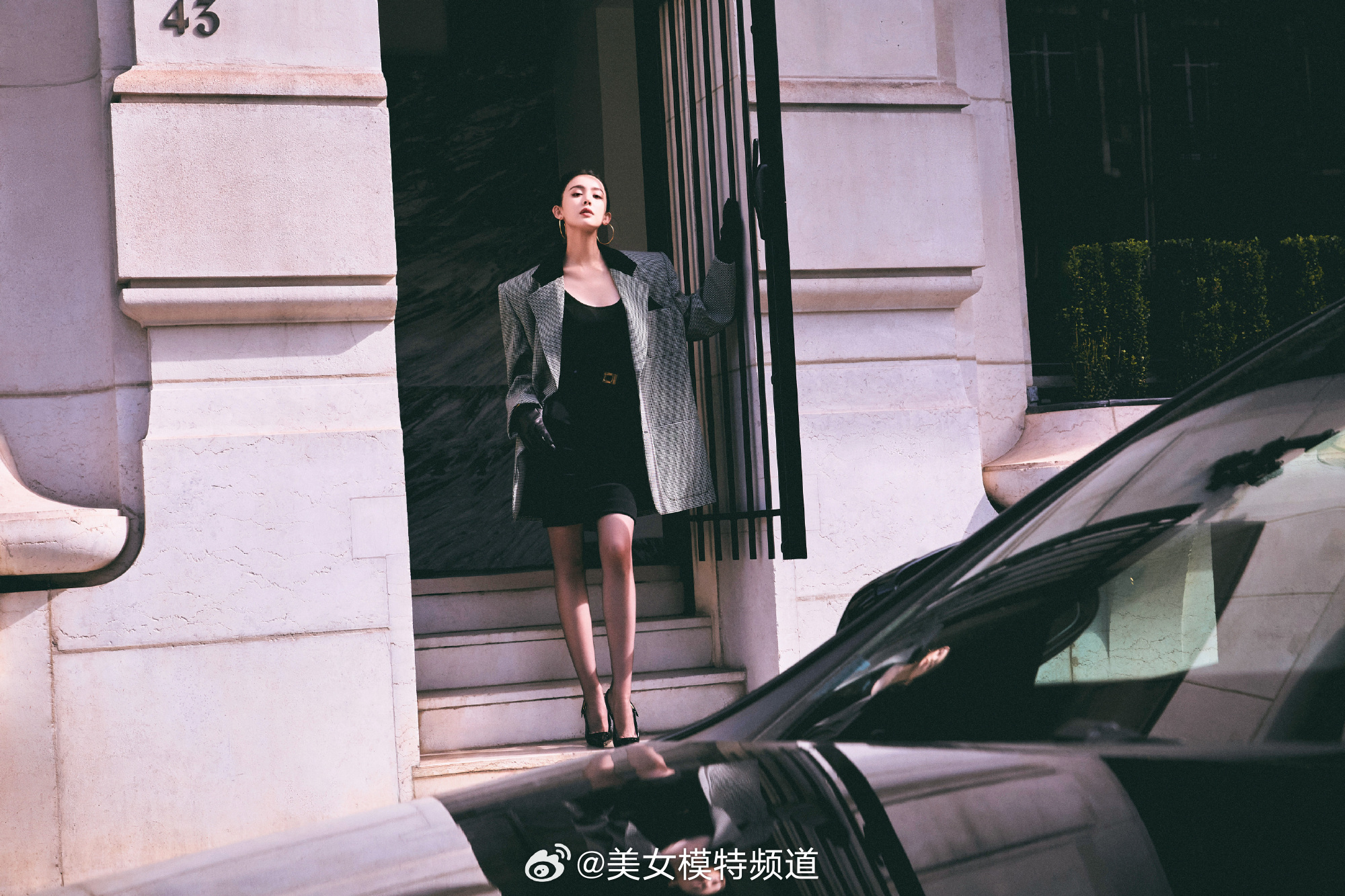 娜扎冷黑色酷风穿搭图集 