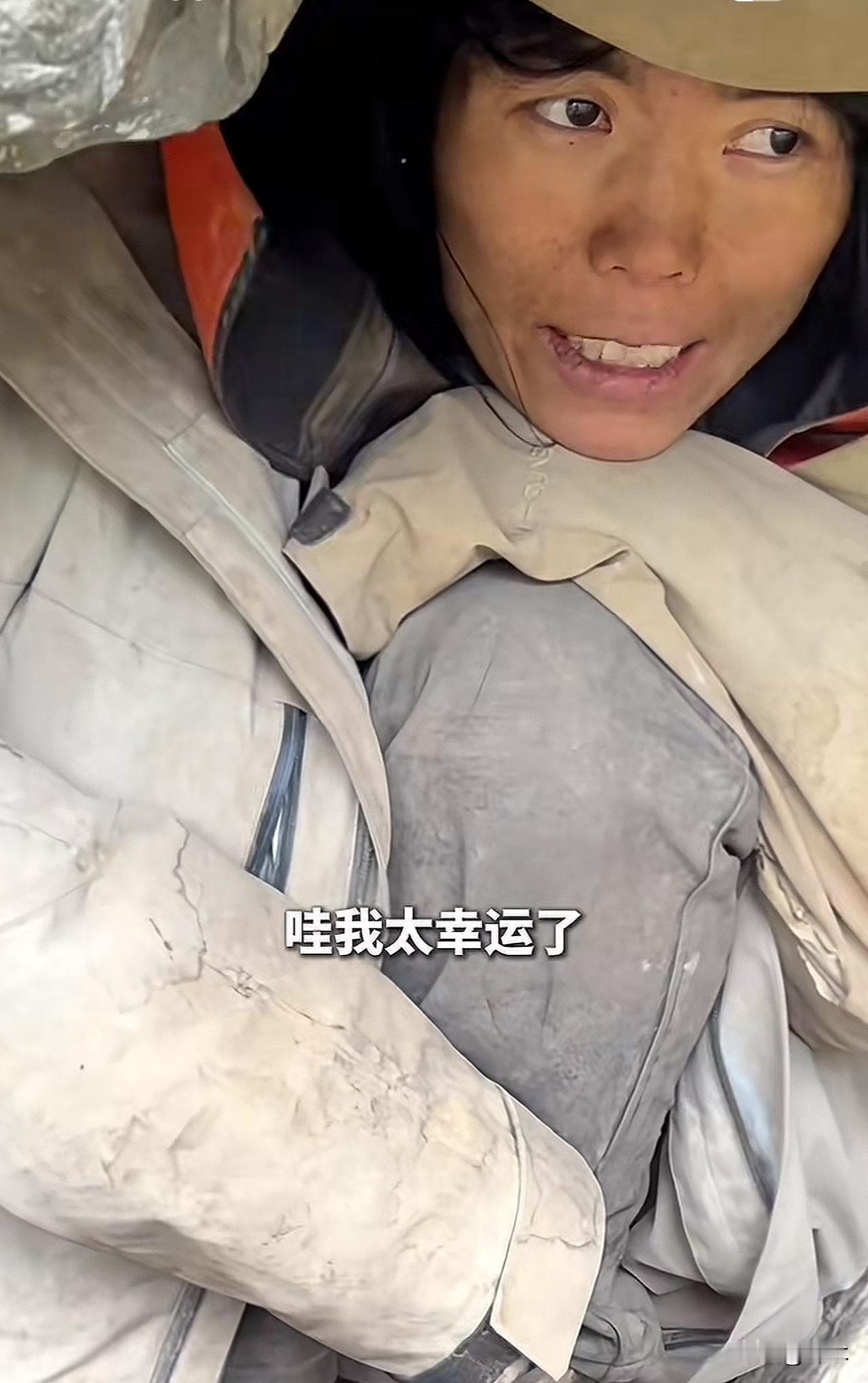 当别人诋毁荒野求生里冷美人有内幕的时候，陆续退出的内部人士却都对冷美人佩服至极。