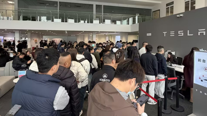 12月2日乘联会数据显示，特斯拉上海超级工厂11月交付量突破8.67万辆，环比猛