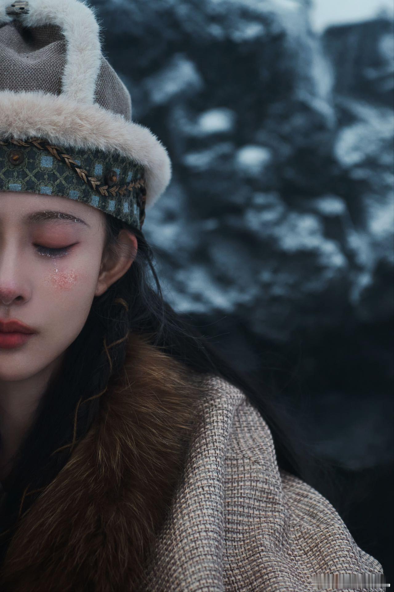 孟子义流最美的泪说最狠的话 孟子义用一滴泪演出了千言万语。暮晚摇的哭不是宣泄，是