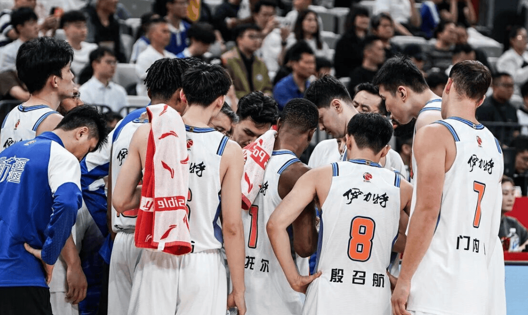 新疆男篮总结比赛：此役球队攻防两端未能打出应有状态