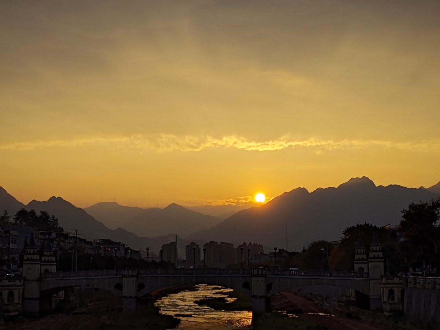 生活很匆忙，别错过日落和夕阳 😀#日落# ​​​