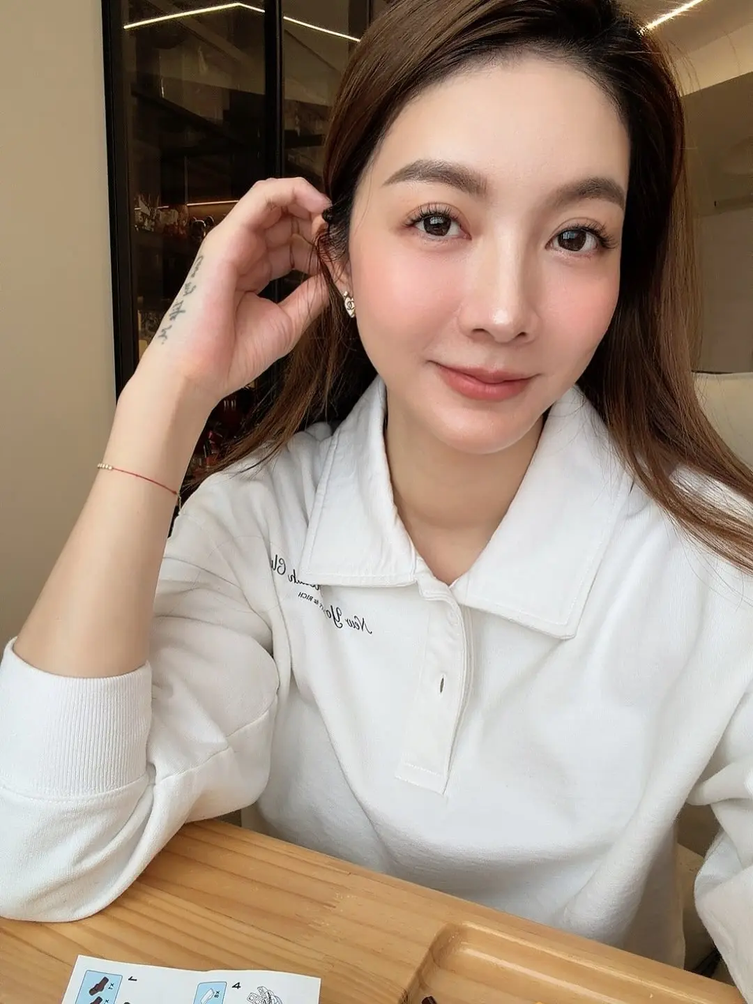 吴亚馨时隔三年更新社交平台。称：我現在是太太，是一個2歲大兒子的媽