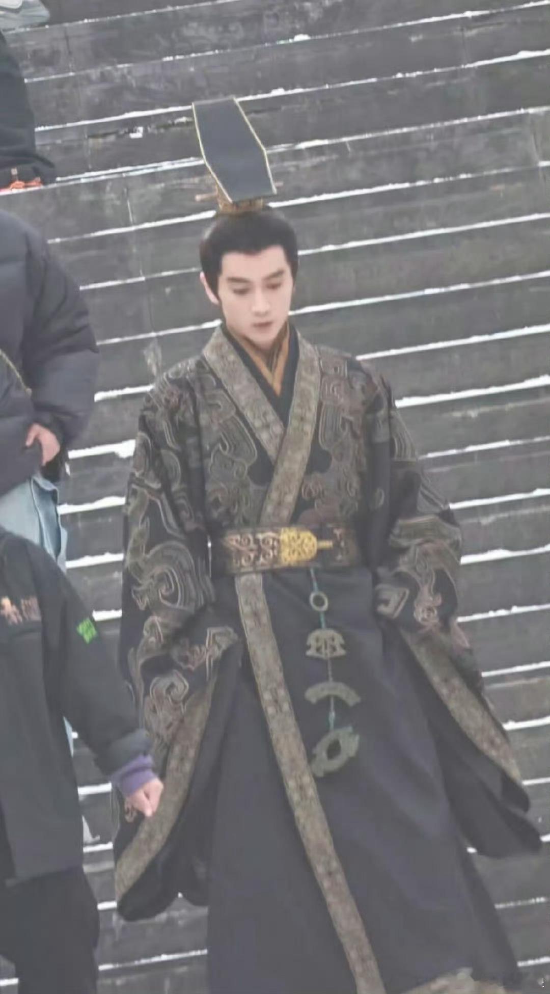 陈晓演上嬴政了还是挺爽的 