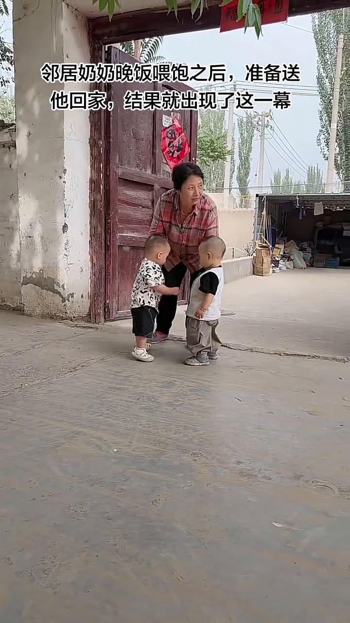 哎呦我的妈，哈哈哈。