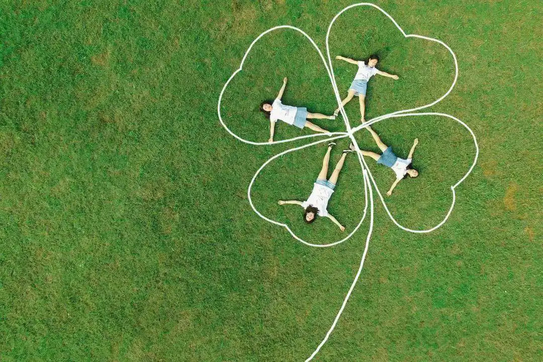 #孩子的德智体美哪个最重要# 在孩子的成长道路上，德智体美四个方面的培养都是不可