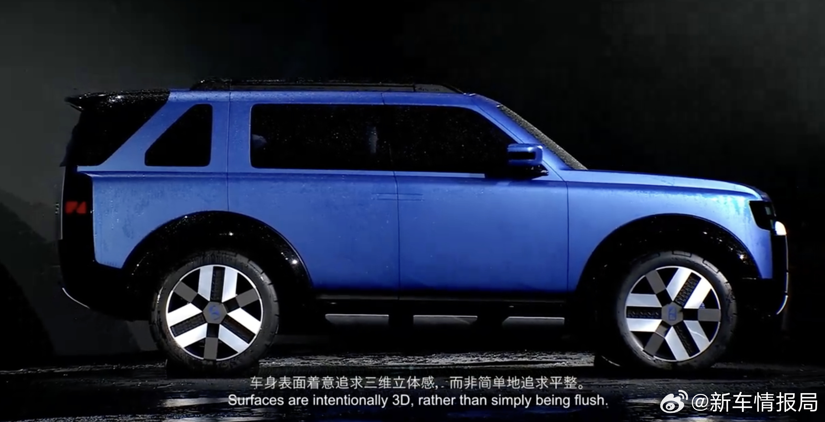 FREELANDER神行者实车真容新车情报局FREELANDER神行者首款车型—