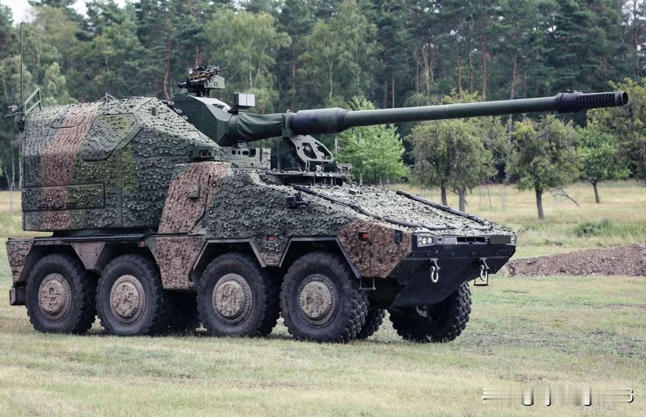 🚛🇩🇪 德国将采购84辆RCH 155轮式自行火炮，以增强联邦国防军“中型