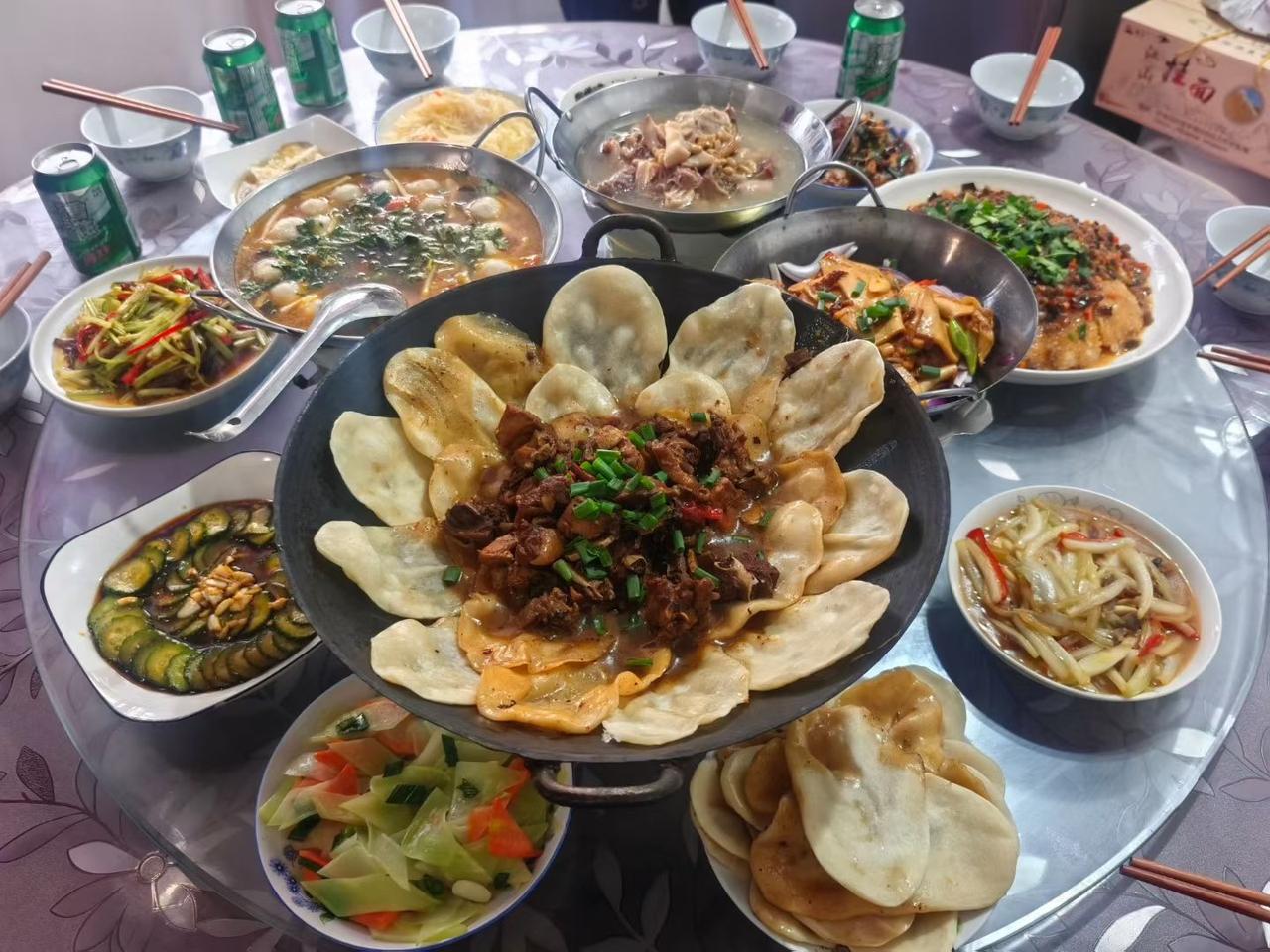 好巧不巧……

转眼间新的一年工作日又开始了，牛马的生活又开启新的一天，在工地第