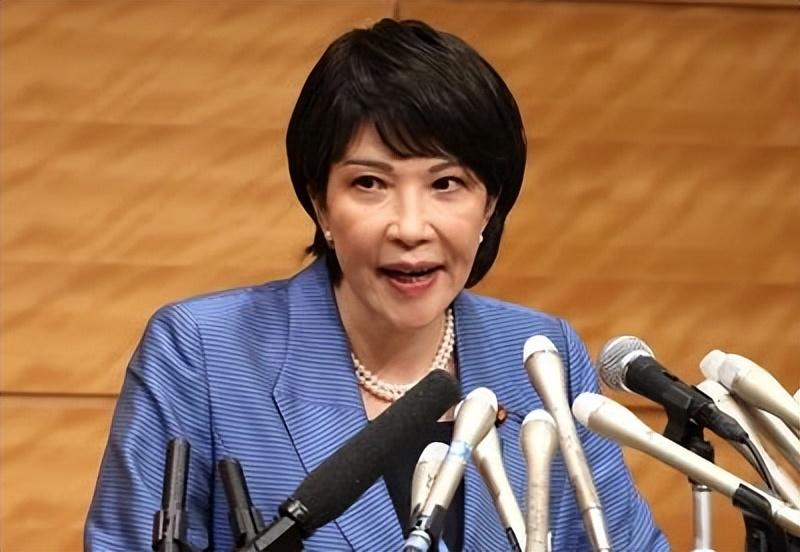 抹黑门掀翻日本政坛！高市早苗嘴上强硬反华，背地里主动求和！

5月份的日本政坛很
