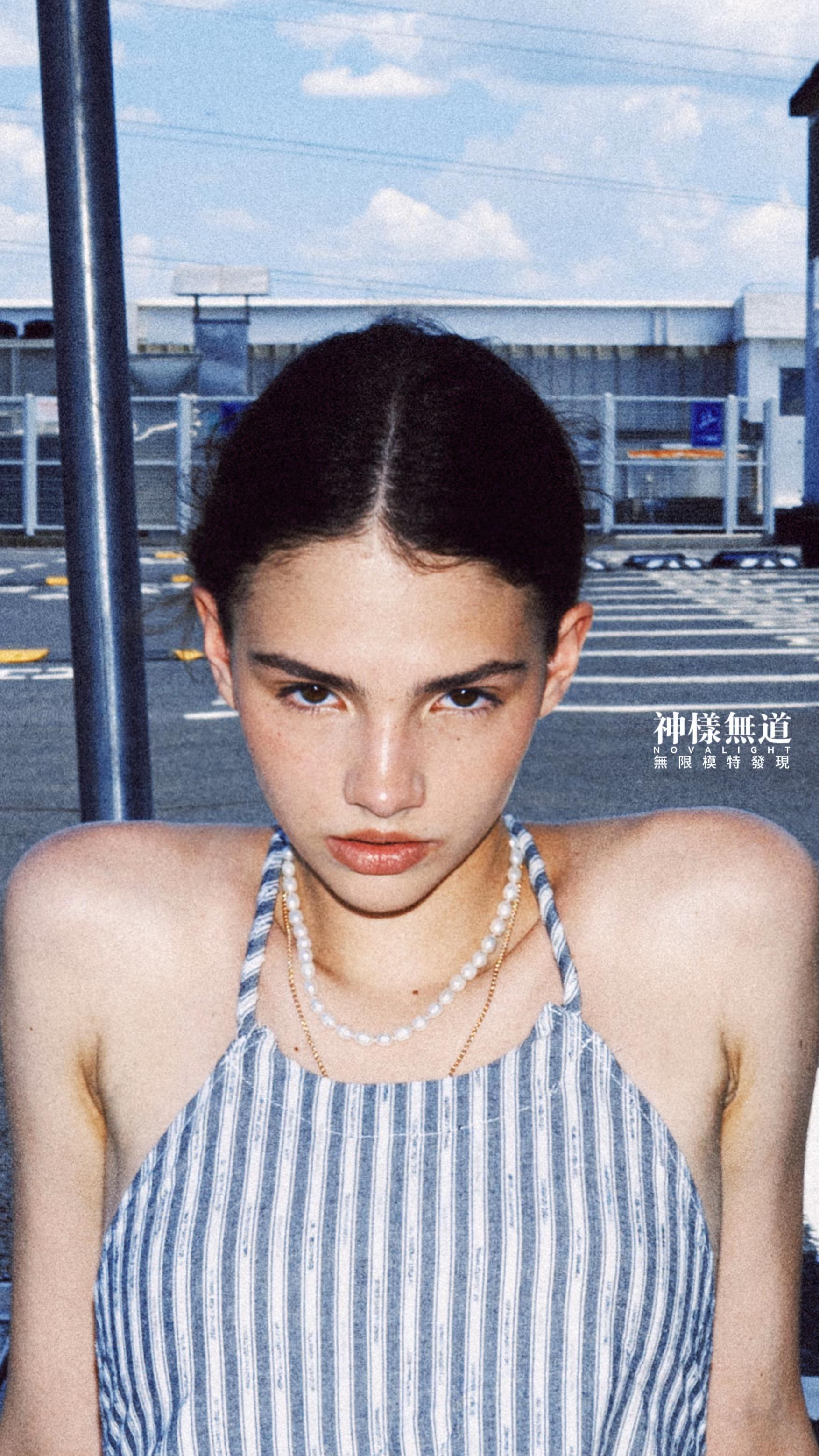   Model:Sasha/Ulook Me Model