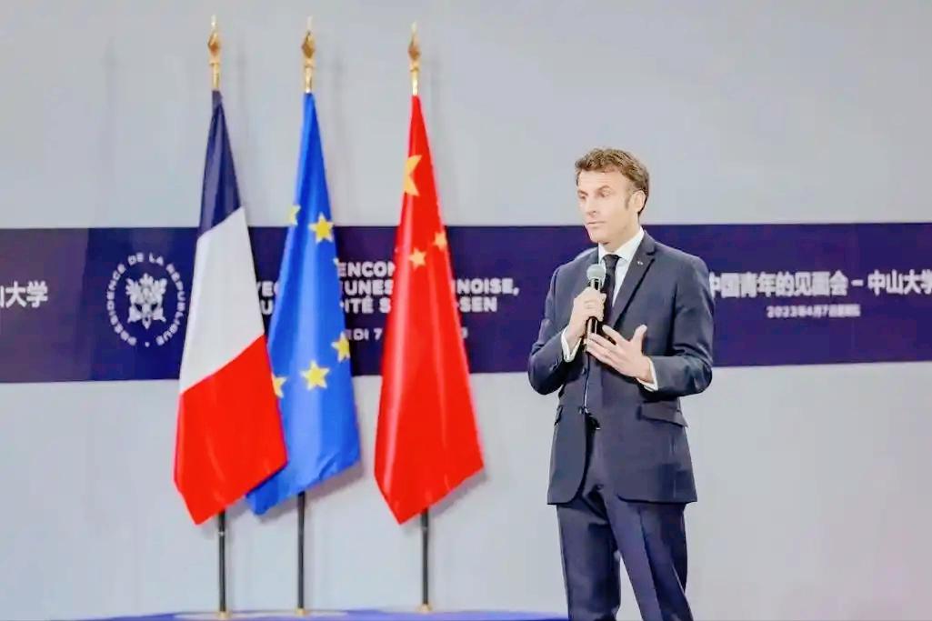 以色列彻底拉黑法国！现代版农夫与蛇上演，昔日救命恩人如今反目。

以方宣布停购所