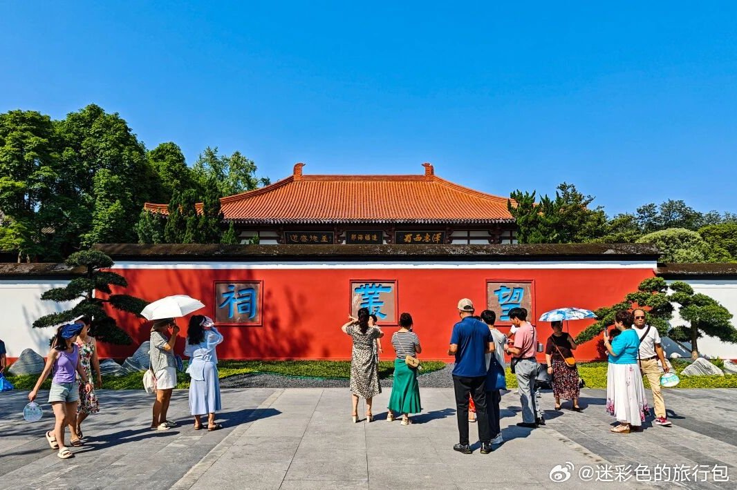 本周末郫都望丛文旅季正式启幕！43 届望丛赛歌会、非遗展演、山歌教学、手工体验全