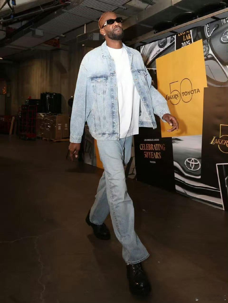 McMenamin：湖人仍未结束补强，接下来将重点关注买断市场。 