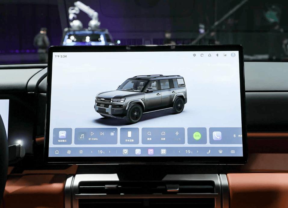 方程豹钛7纯电版来袭！755km超长续航配闪充，19.98万起开启出行新体验方程