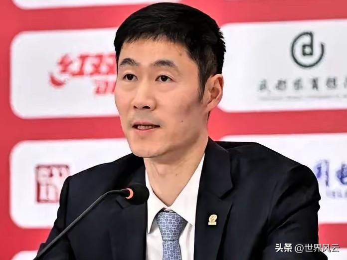 央媒点名批评国乒！3月26日，《工人日报》发文公开点评了国乒现状，其犀利直接的言