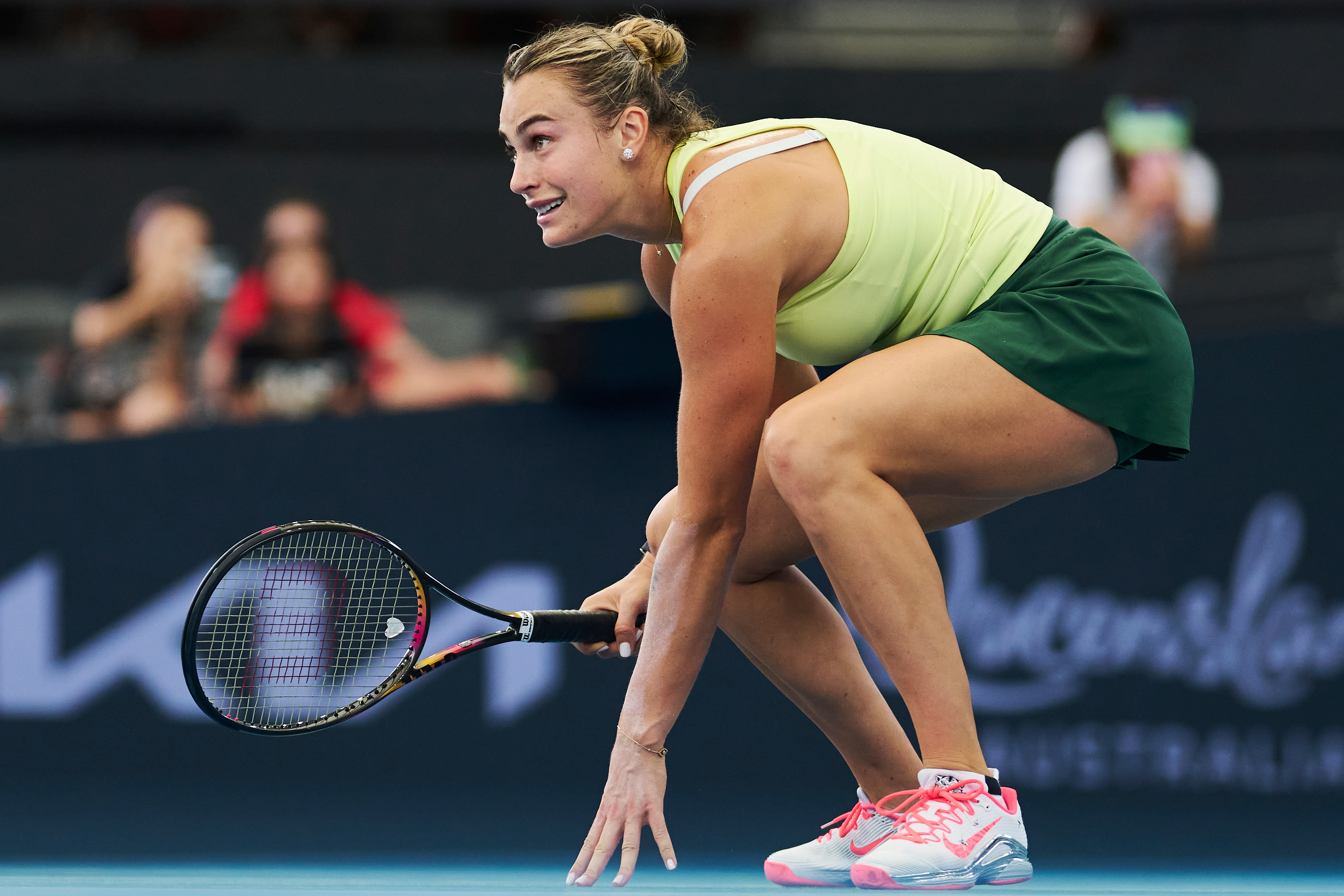 静中有动！小心翼翼的萨巴伦卡一触即发准备扑网！摄影：记者 李建艺网球talkin