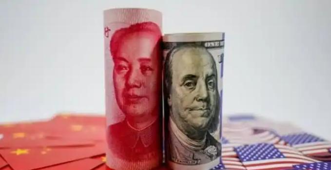 美国欠中国钱不肯还，中国转手把欠条卖给另一个欠美国钱的国家，对方用人民币结账，转