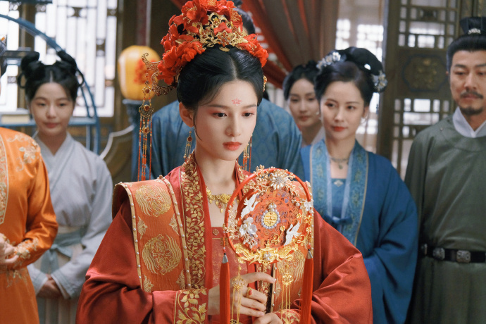 张婧仪三部破万剧联动庆生一部破万已是惊喜，她直接手握三部，看着联动烟花，真心为婧