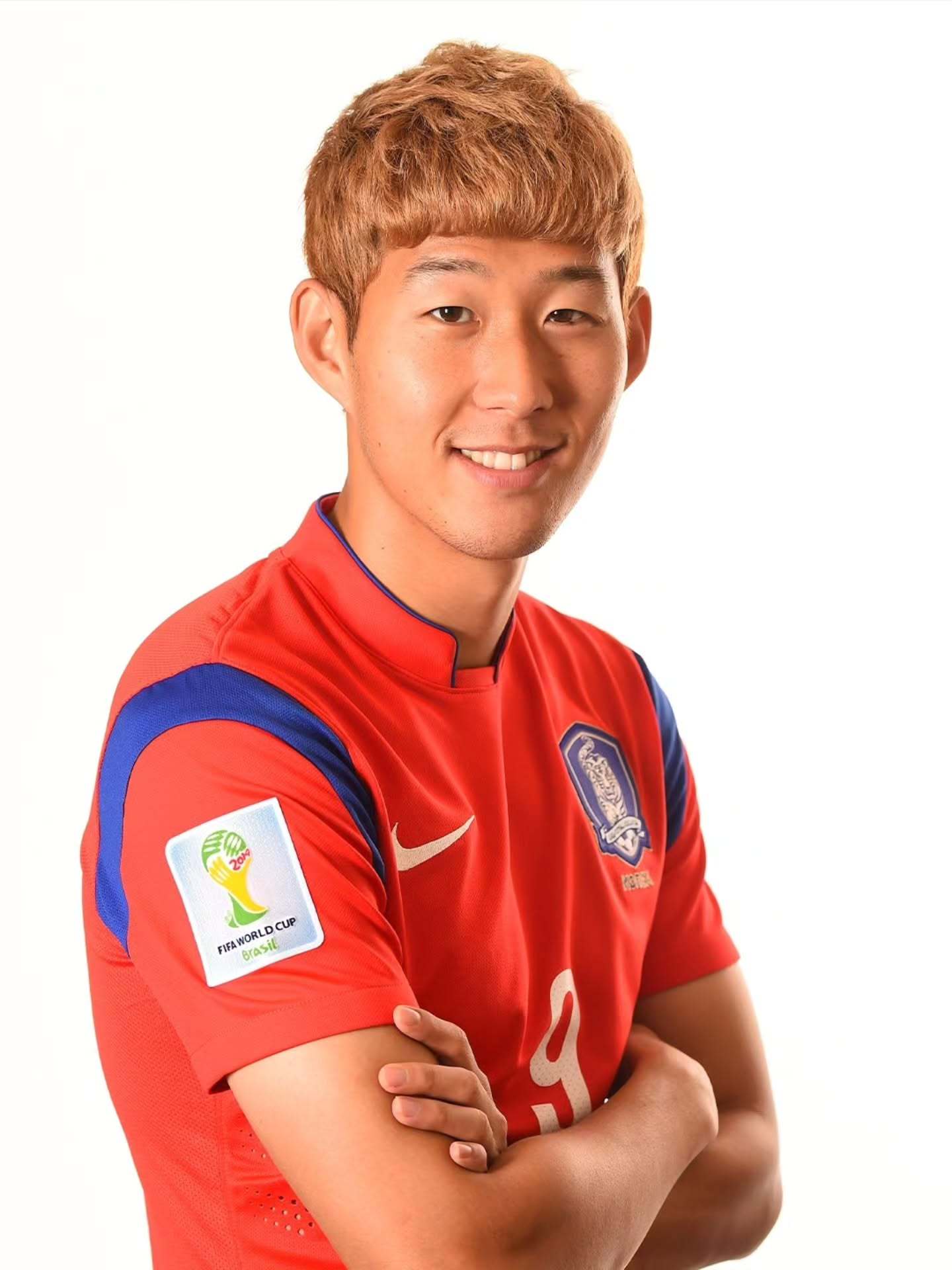 孙兴慜 FIFA世界杯官方社媒：⏪ Sonny ⏩ 
