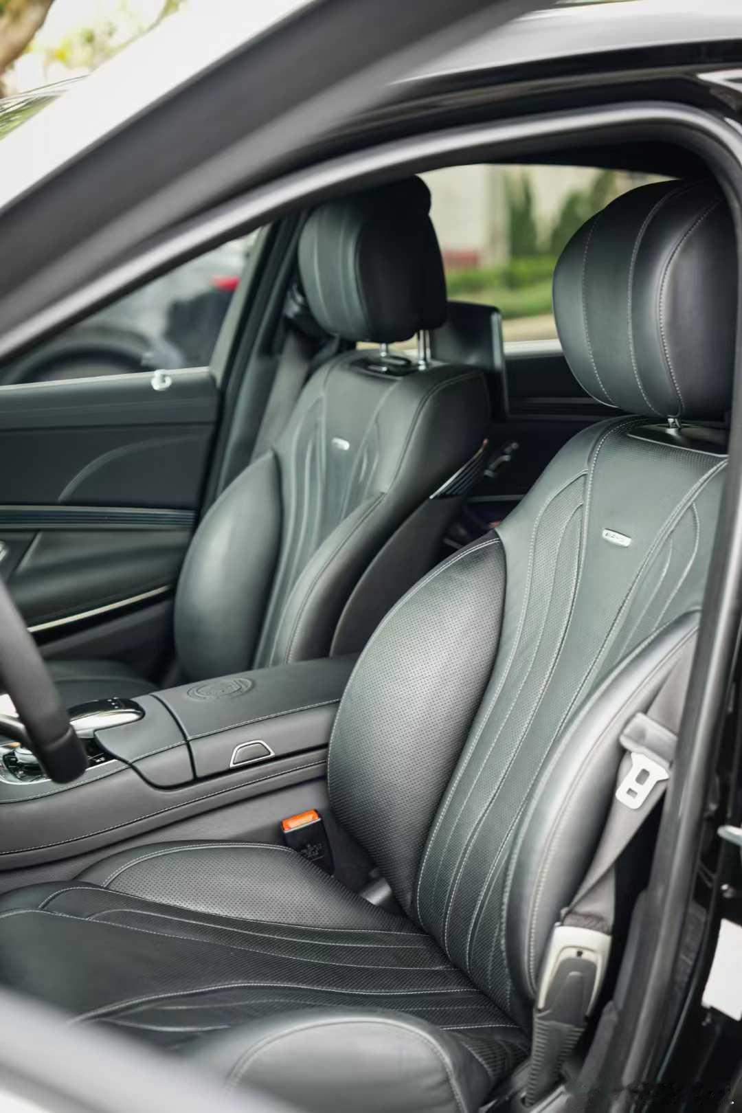 18 款 18年奔驰AMG S63 V8 4.0T，低调的魅力，极佳的驾驶感，5