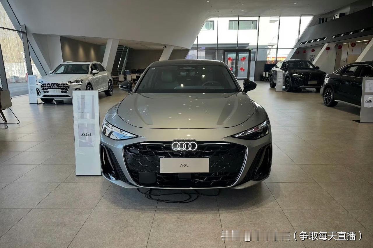 奥迪A6L现在已经彻底放弃商务风格，完全的走运动路线。以前买豪华车主要群体基本都