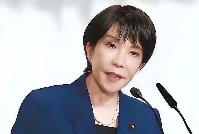 当地时间25日，美国白宫记者协会晚宴突发枪击安全事件，现场秩序大乱，特朗普在特勤