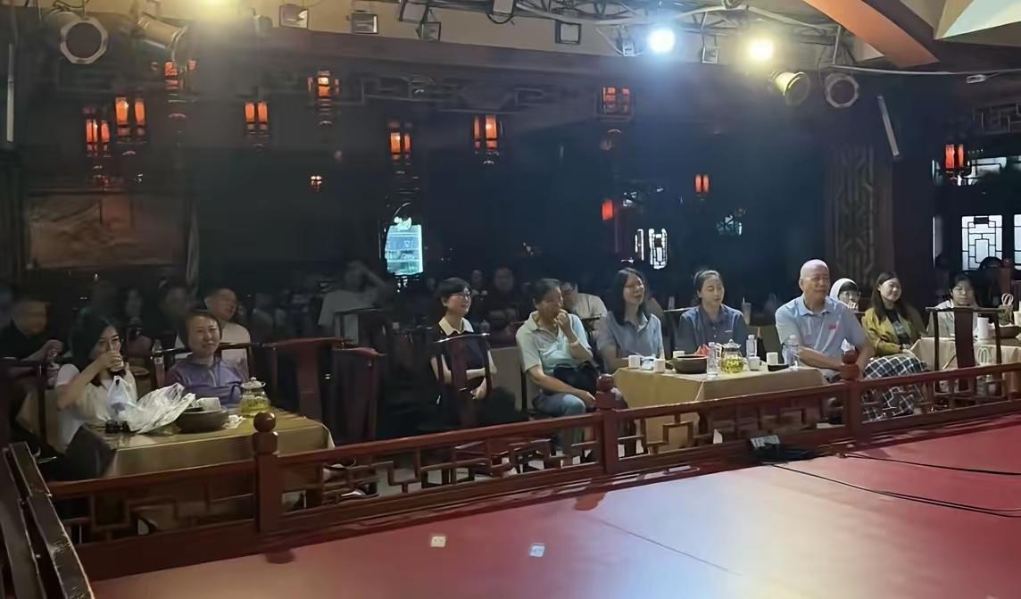 真没想到，郎平看完女排亚锦赛决赛之后的一系列动态，引来不少网友讨论！我看到消息说