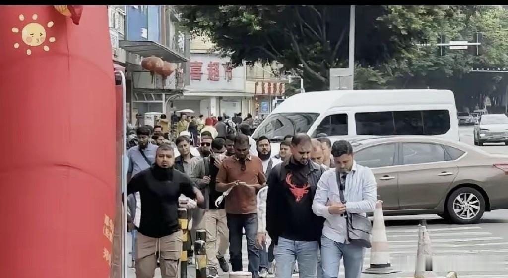 签证越来越严，是两个国家都在收紧！
     广州查出30多名印度人用旅游签打工