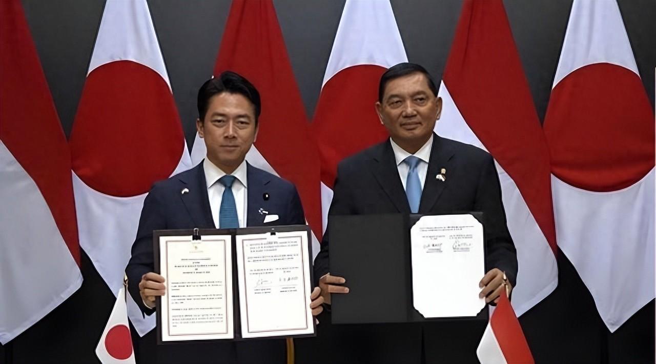 5月初，印尼刚在雅加达和日本大谈防务合作，22亿美元的军购大单签得锣鼓喧天、日本
