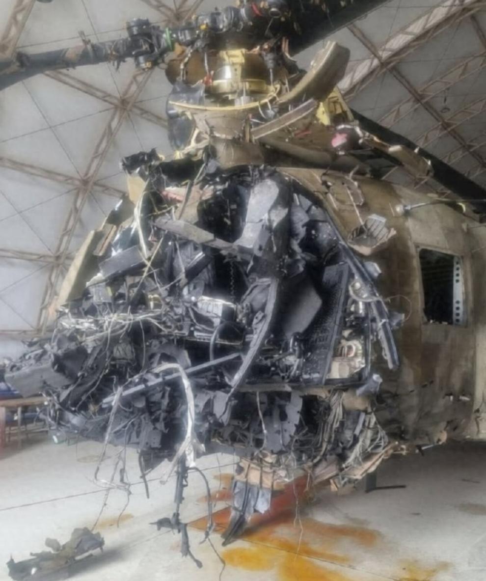 这架飞机单价超过5122万美元，比很多F-16战斗机还贵，现在只能拆零件当配件用