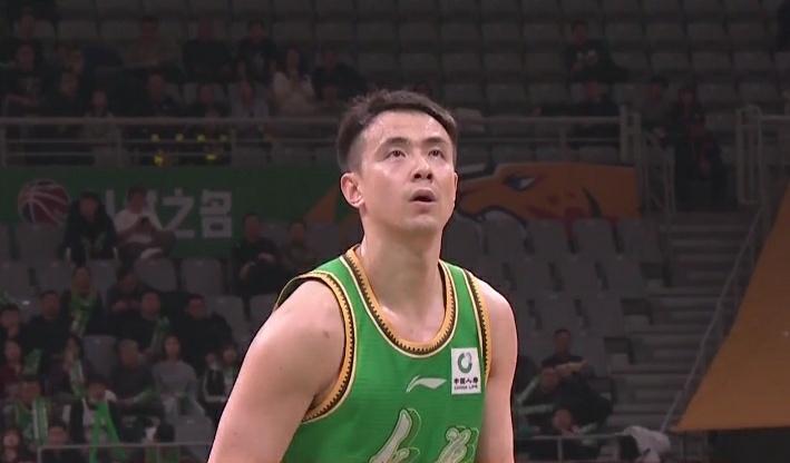 赵继伟真的是“微锅炉”式的救火员！在辽宁本钢主场迎战北京北汽的比赛中发生极其强硬