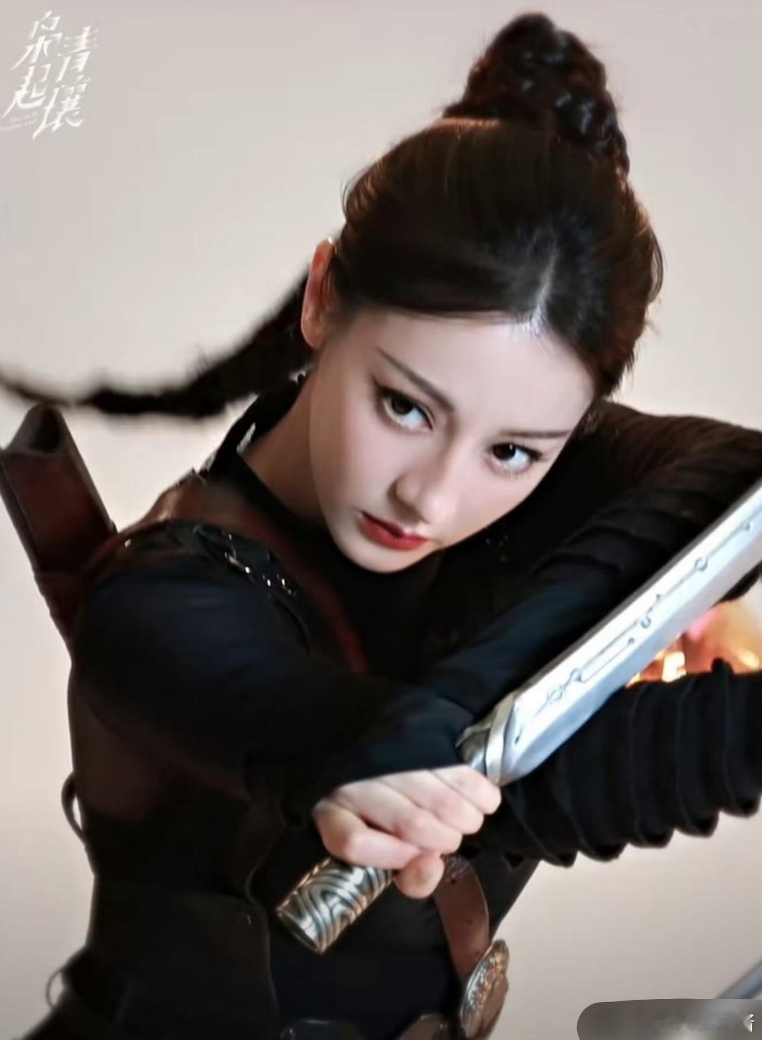 我爱看美女，迪丽热巴能救我，请周知 