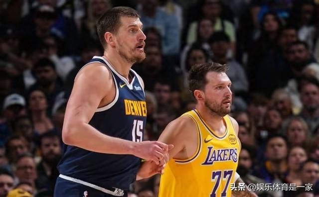 一场定第4！东皇51分后再迎复仇战，穆雷火线复出，湖人5虎需奇兵
这是一场决定西