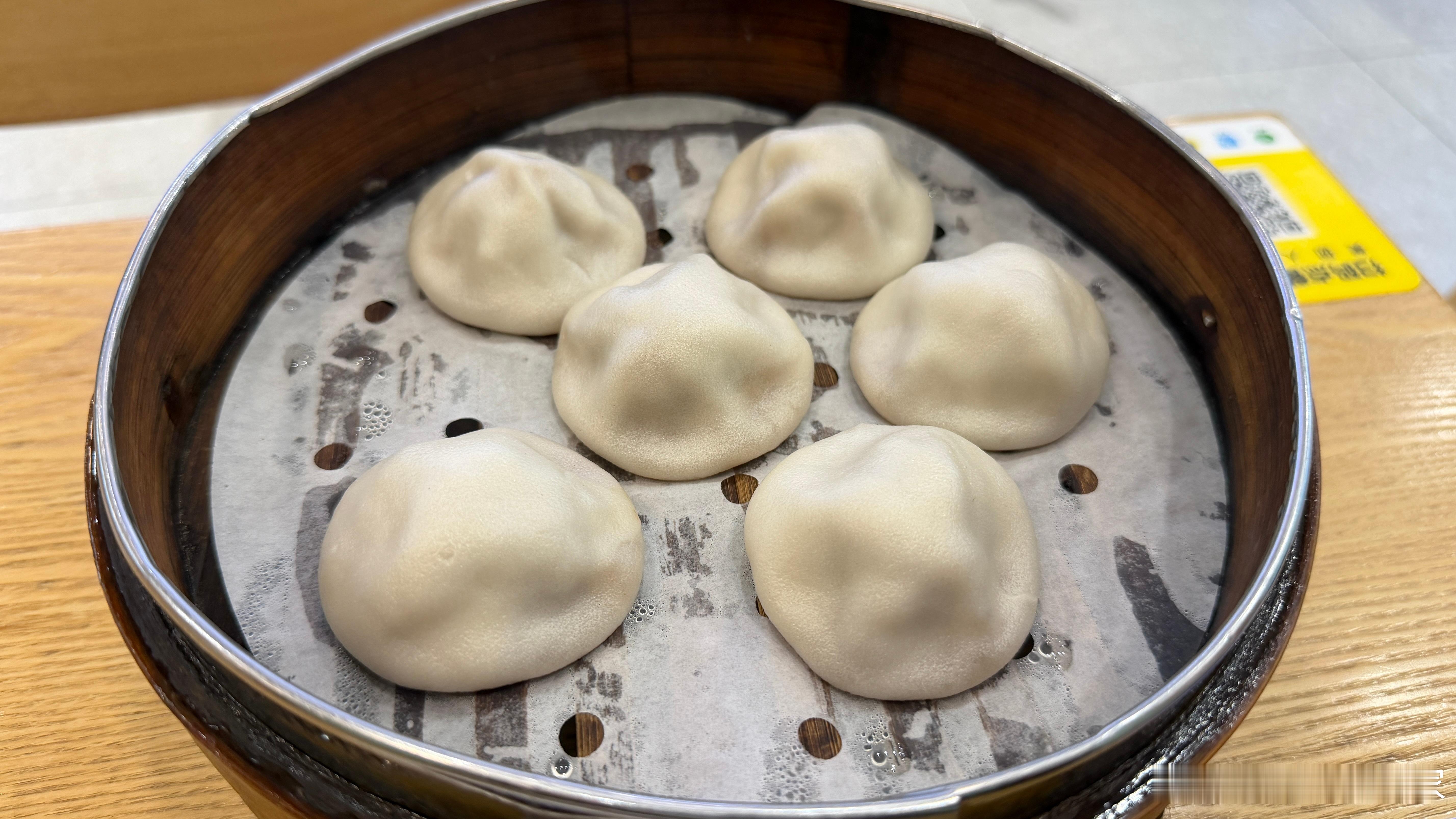 京东新车预计在10万至12万之间  这事儿现在不好说能不能成。事情本身扒开了分析