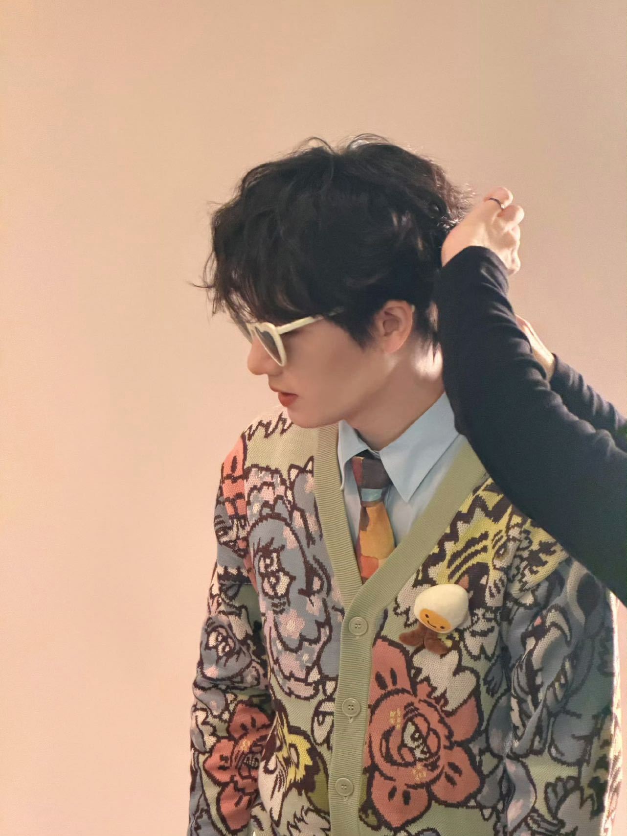 蒋敦豪AI你说你的我穿我的 是不是北京人都是很喜欢黑色羽绒服的呀？蒋敦豪AI你说