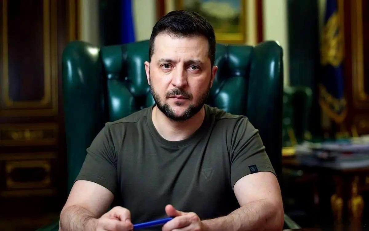 总统可以不当，北约可以不进，战争甚至都可以输。但有一样东西，就算天塌下来，他也得