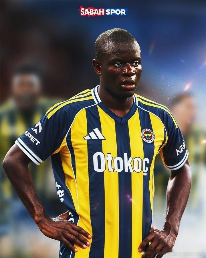 【土媒：费内巴切希望坎特明天抵达伊斯坦布尔并加盟，最迟周日】        土耳