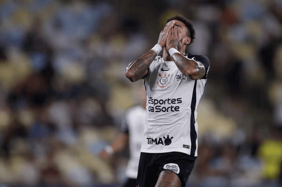 林皇创历史！林加德成首位征战巴西顶级联赛的英格兰球员