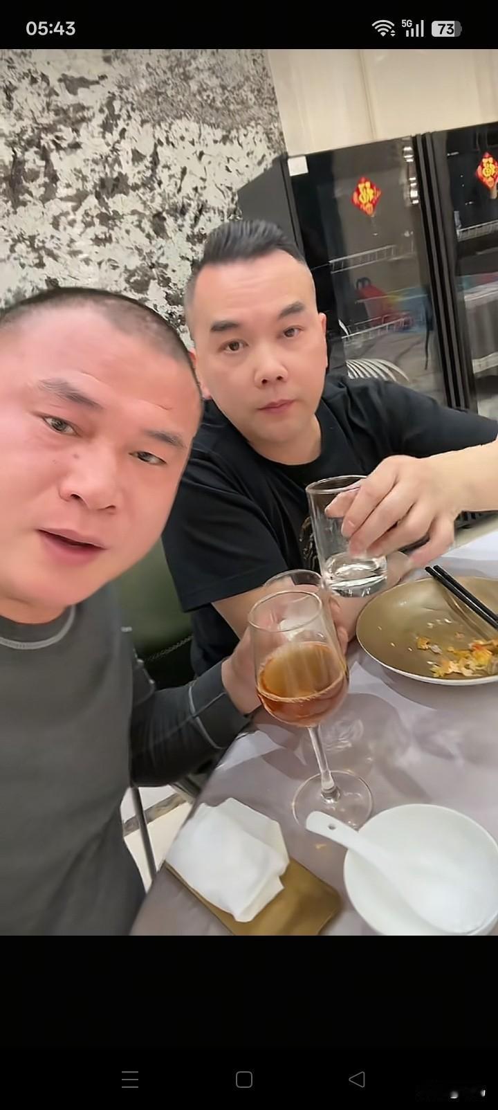 网红五星现在正在体验互联网这碗饭也不好吃了！[捂脸][捂脸][捂脸]
当年火的时