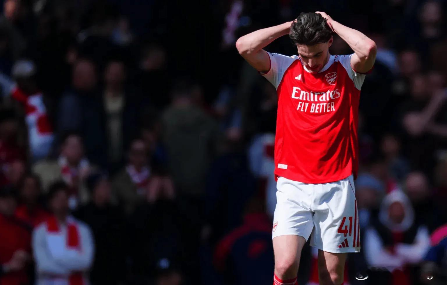 欧冠次回合开战在即，阿森纳却遭遇重创 —— 中场核心赖斯确认缺席对阵葡萄牙体育的