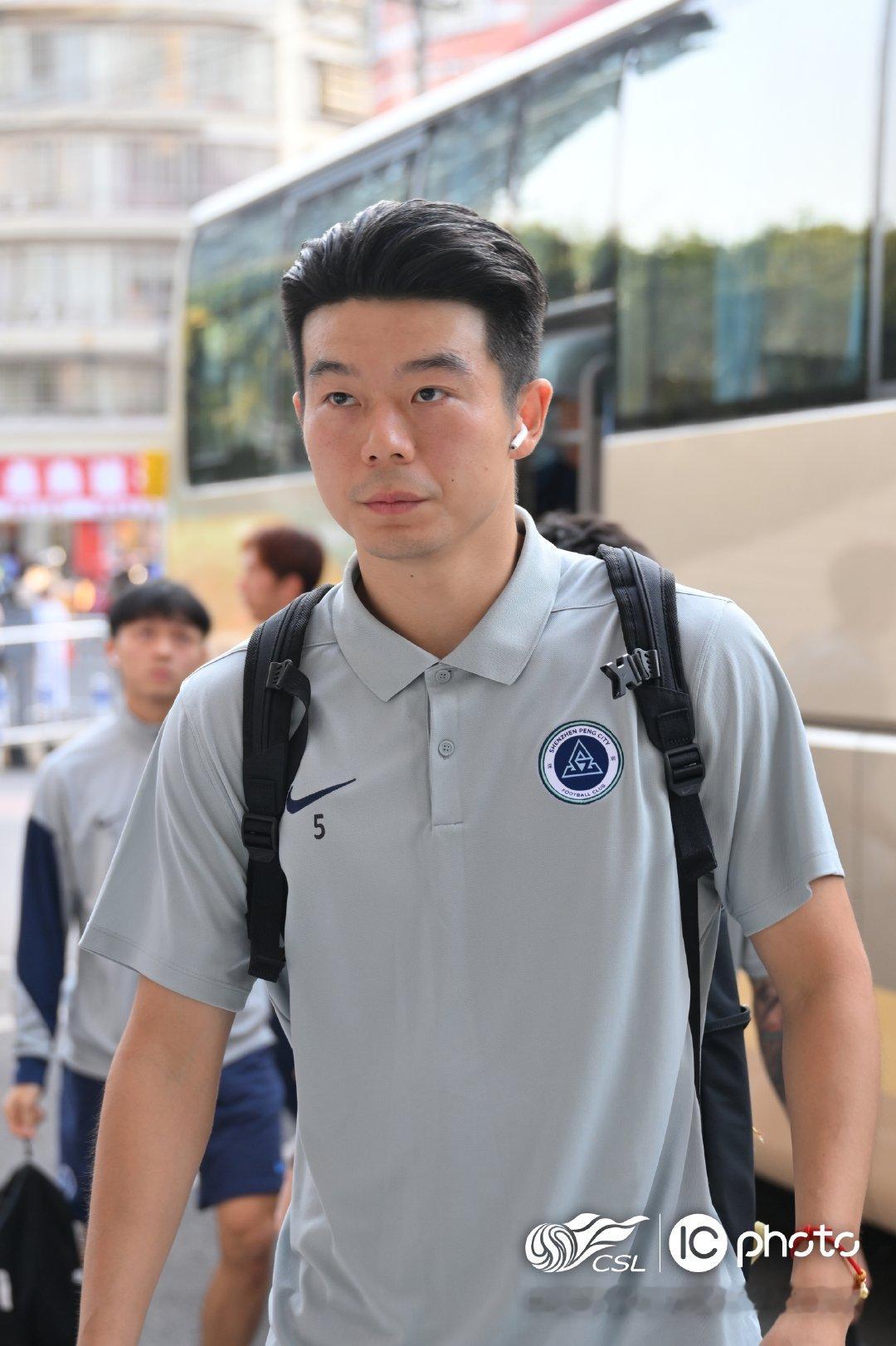 志之所趋我们来了👊重庆铜梁龙vs深圳新鹏城 中超联赛