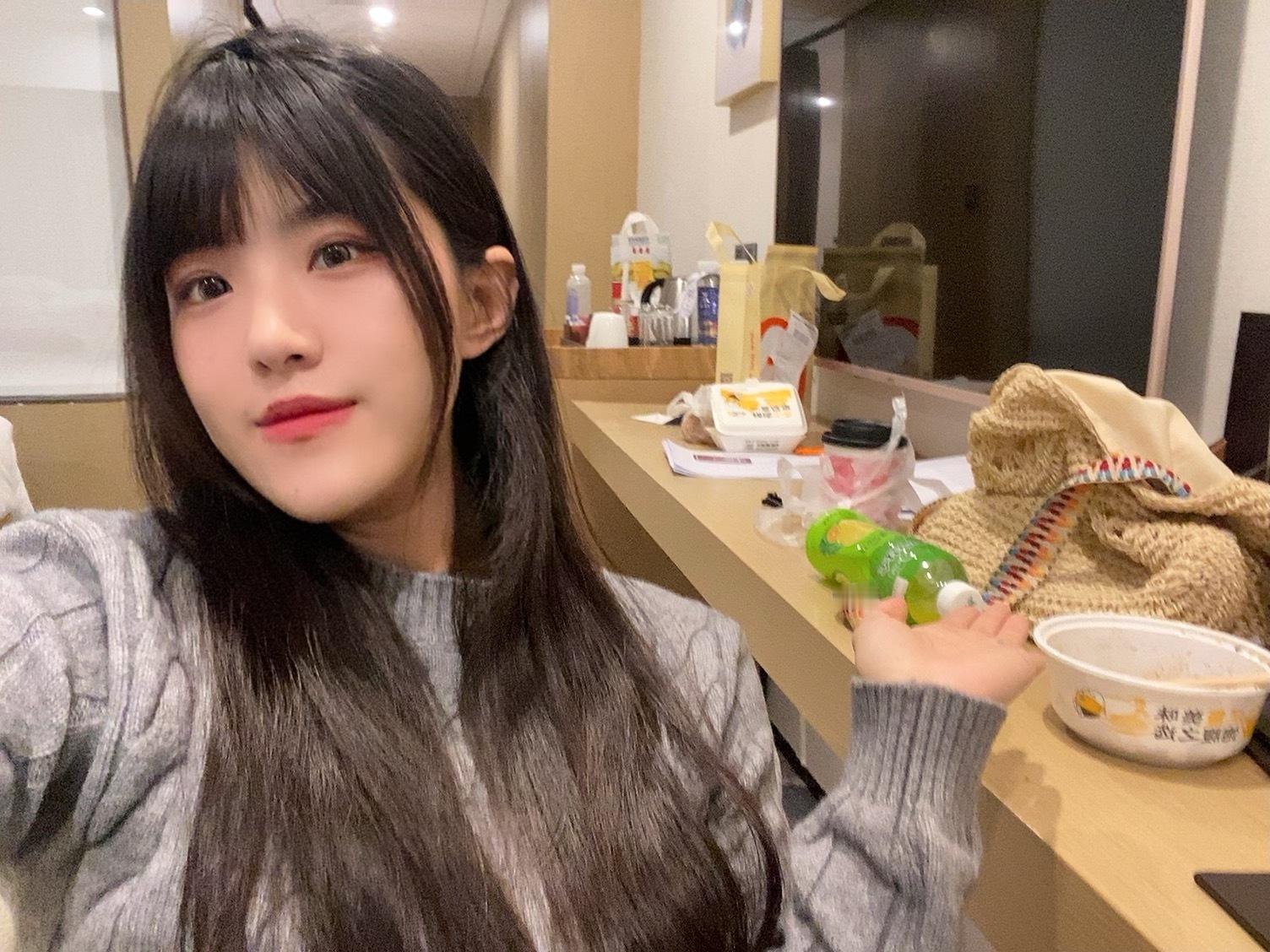 你桥儿血槽已空昨天忙到凌晨两点….又和同事共进夜宵，分享一下昨儿晚上的盛况 