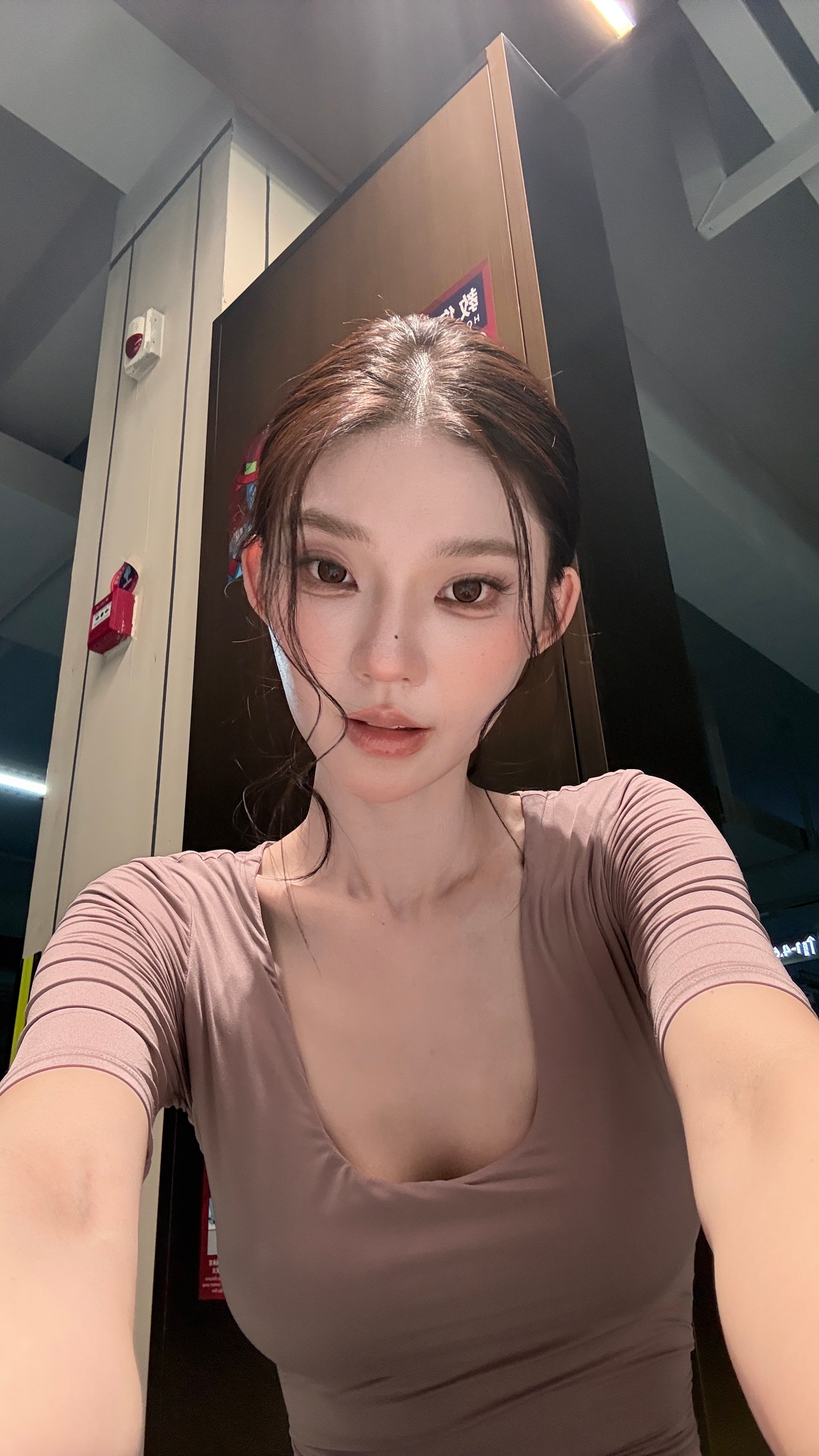 来自王姐的晚安😘💤⭐️😴想你们了[么么哒][么么哒][么么哒] ​​​