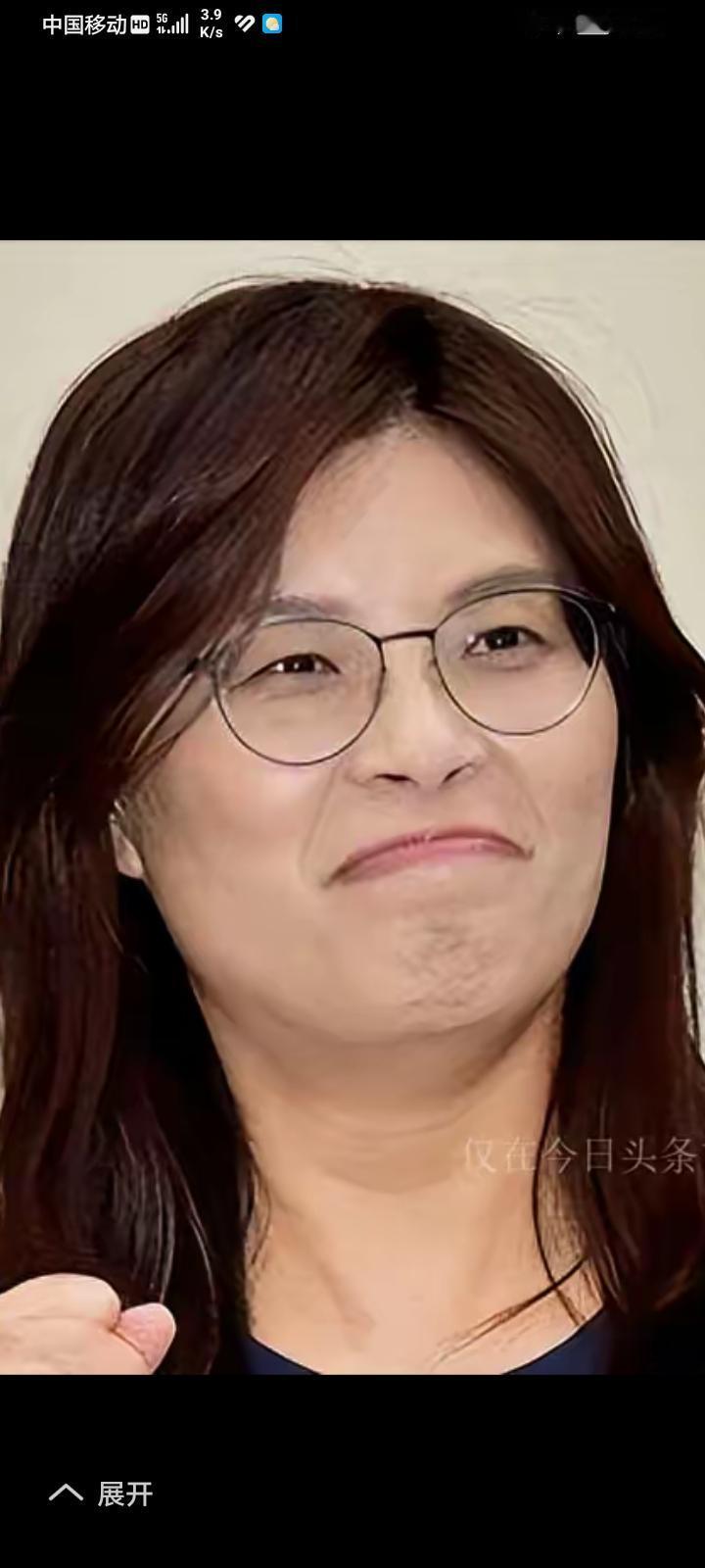 讲了七十七年和平，统一还要等多少年……
第一大家都是炎黄子孙一家人。
第二共同实