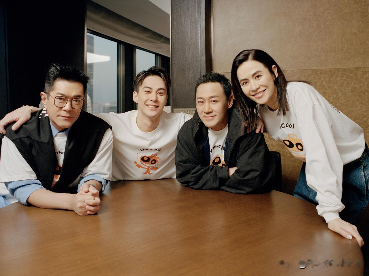 12月31日，著名摄影师笙笙更新动态，并配文“我给《寻秦记》拍的胶片”。

她一