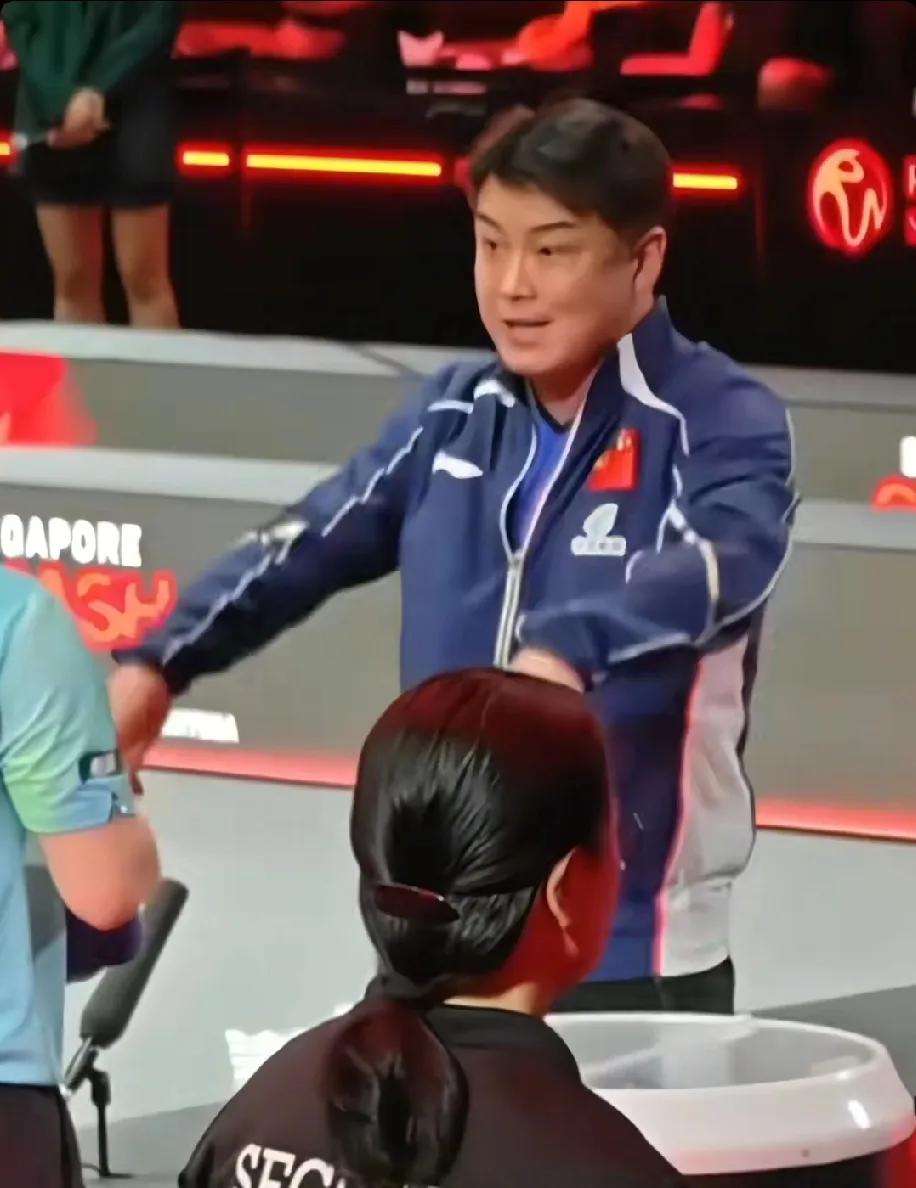 关于林诗栋和勒布伦这场比赛，最崩溃的人不是林诗栋，也不是王楚钦，而是王皓教练。