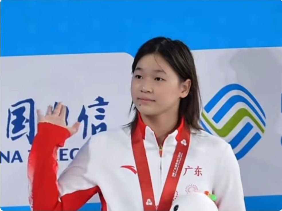 全红婵1年没回国家队！央媒：她不可能永远夺冠 去做自己喜欢的事情吧 