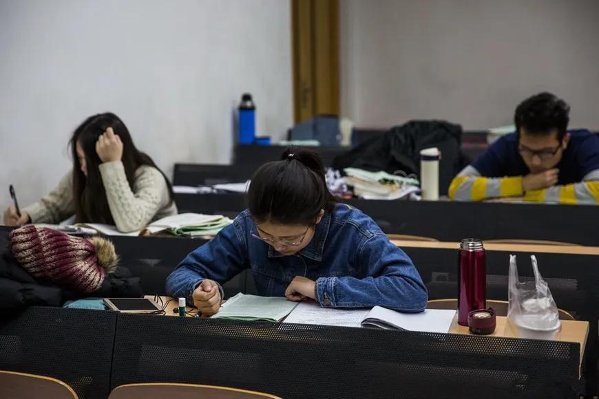 最近闹得沸沸扬扬的“南京考研房7796元天价”，其实是个乌龙——不是酒店故意抬价